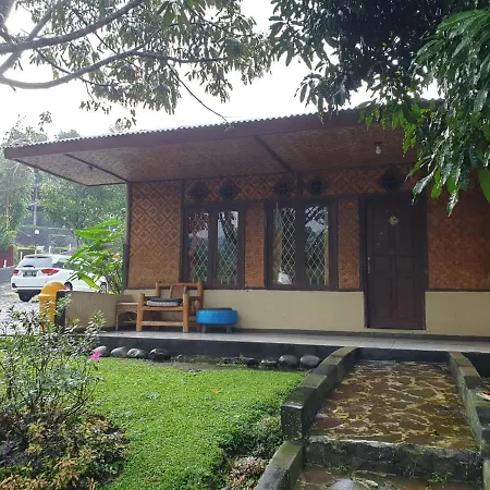 Oyo 3527 Villa Cempaka Asri Ciater-2